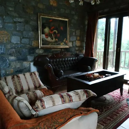 Traditional Villa Kardaras