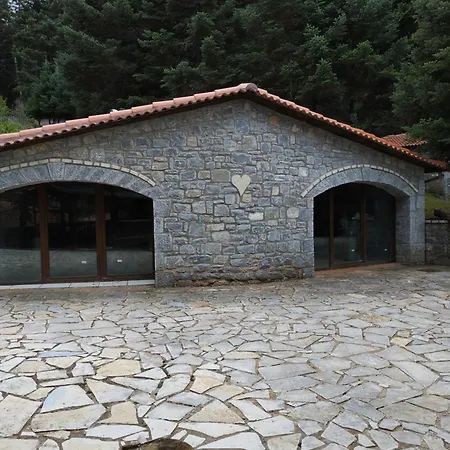 Traditional Villa Kardaras